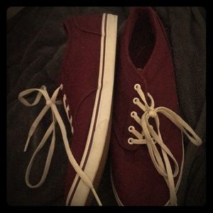 Magenta vans